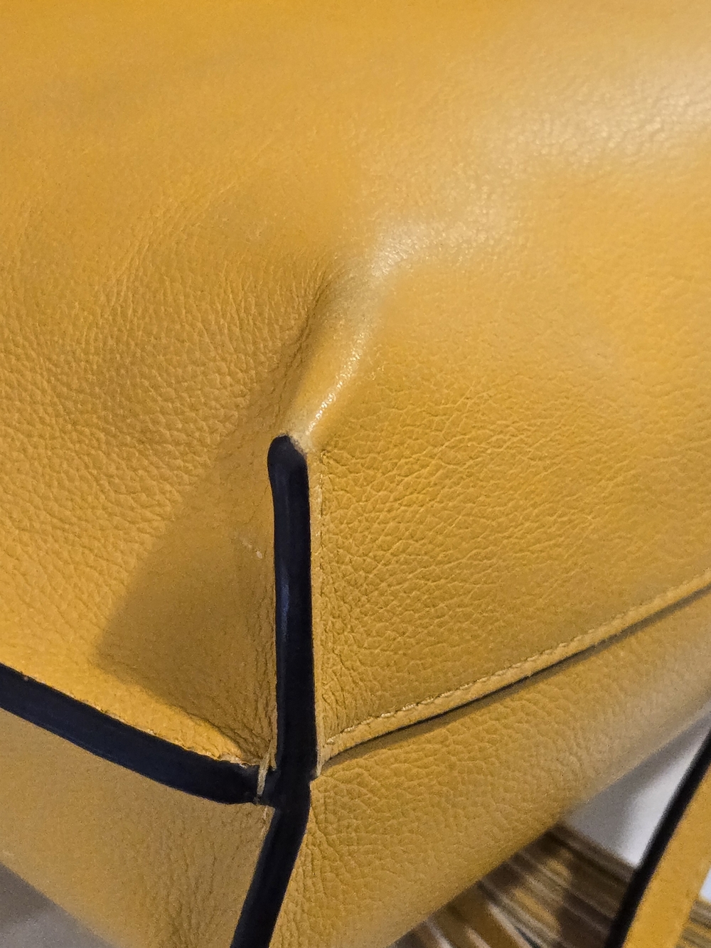 henri bendel Authentic Worth Avenue Yellow Leather Tassel Tote - Picture 10 of 16